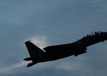 Strike Eagles support Southern Beach