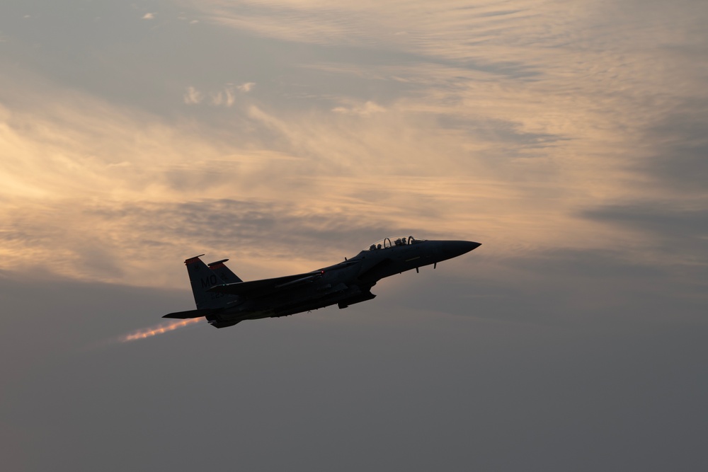 Strike Eagles support Southern Beach