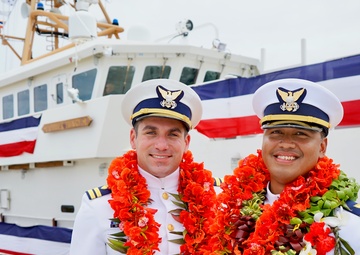 New commanding officer at helm of USCGC Oliver Henry (WPC 1140)