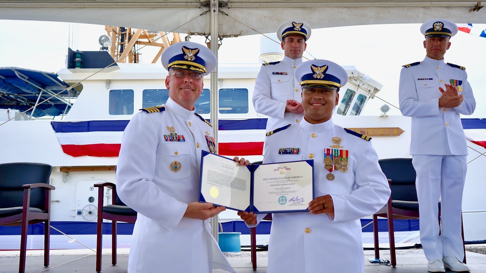 New commanding officer at helm of USCGC Oliver Henry (WPC 1140)