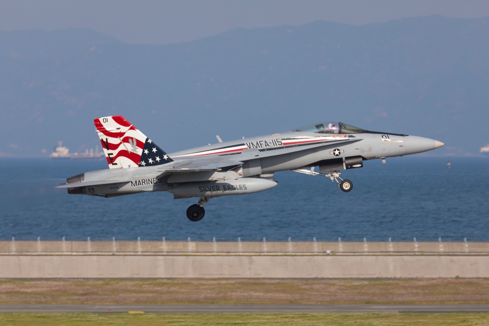 MAG-12 Squadrons Sharpen Their Skills in MCAS Iwakuni