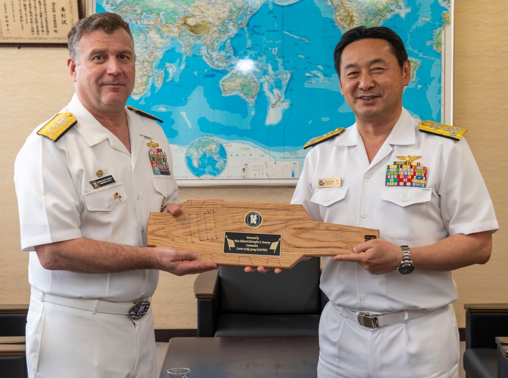 CSG 11, Nimitz visit JMSDF Sasebo District