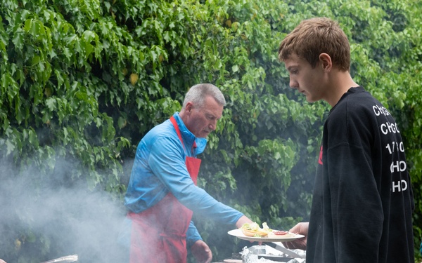 American and German students strengthen partnerships through dragon boat racing