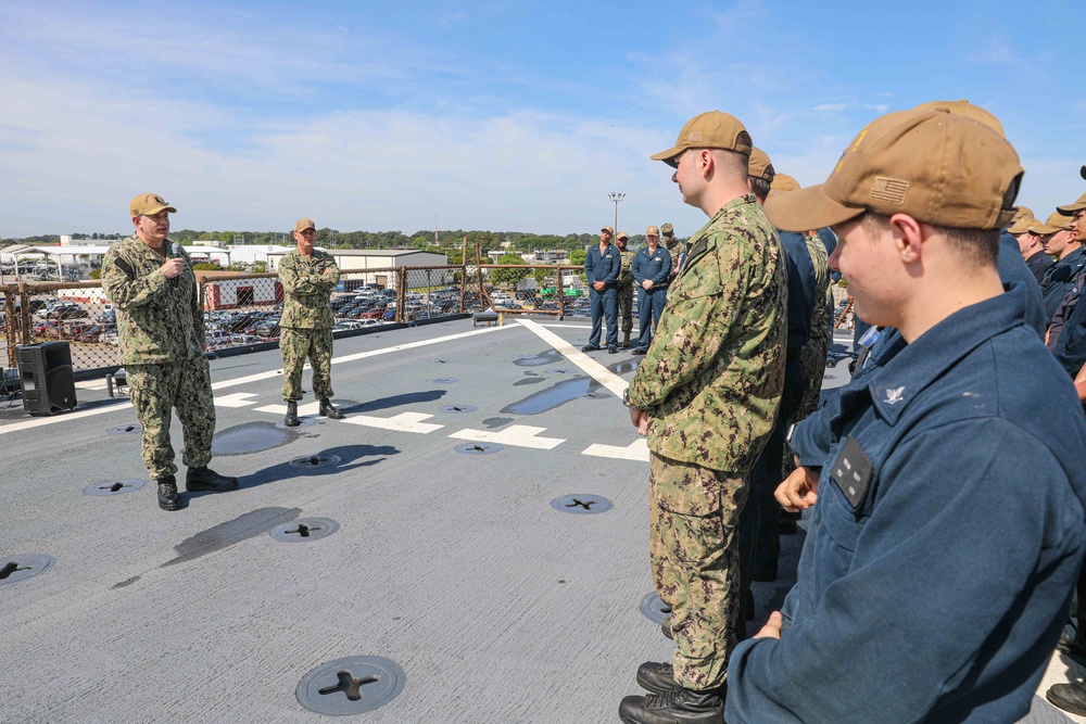 USS Carter Hall Receives Battle 'E' Award