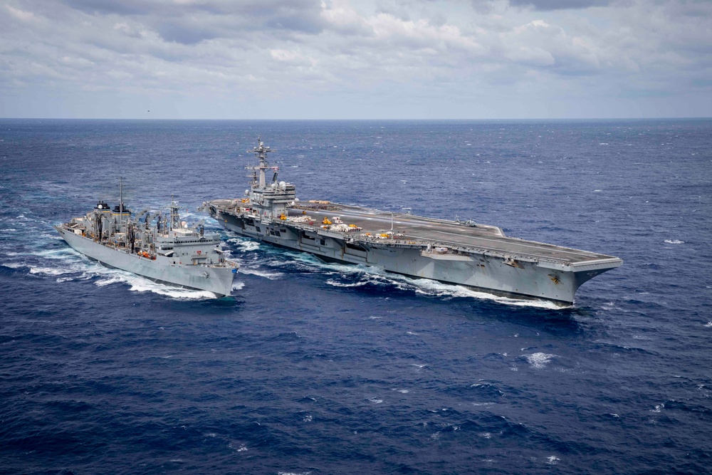 DVIDS - Images - USS George H.W. Bush (CVN 77) Transits Atlantic Ocean ...