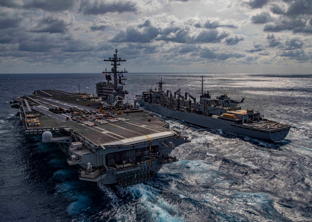 DVIDS - Images - USS George H.W. Bush (CVN 77) Transits Atlantic