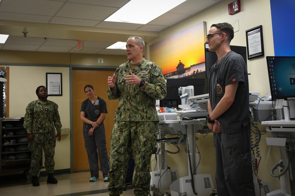 Naval Medical Center Camp Lejeune corpsman receives Navy and Marine Corps Achievement Medal