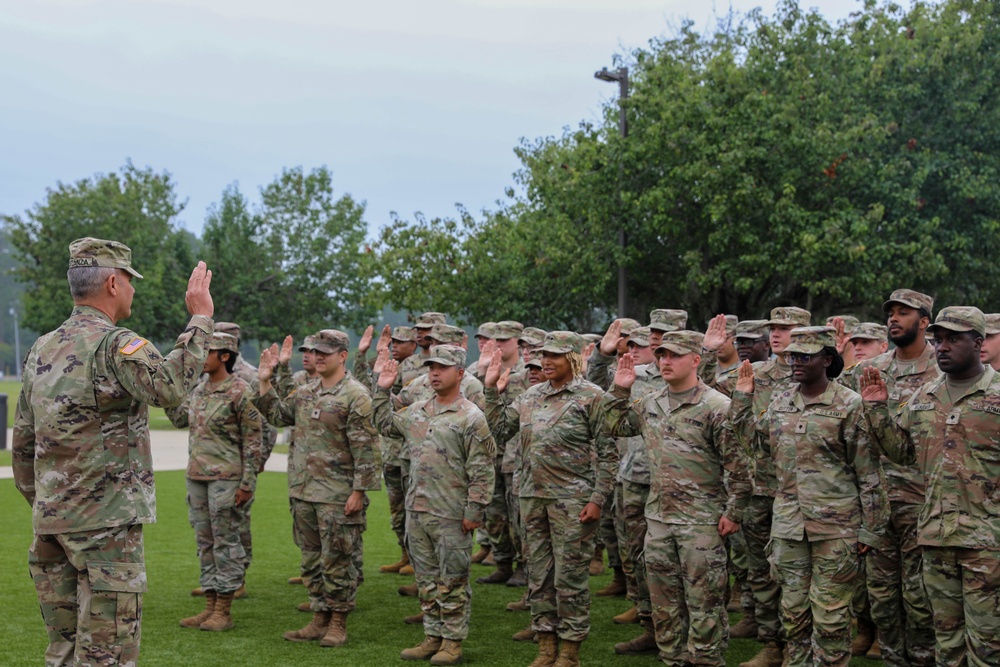 Maj. Gen. Charles D. Costanza re-enlists Soldiers assigned to 3rd Infantry Division