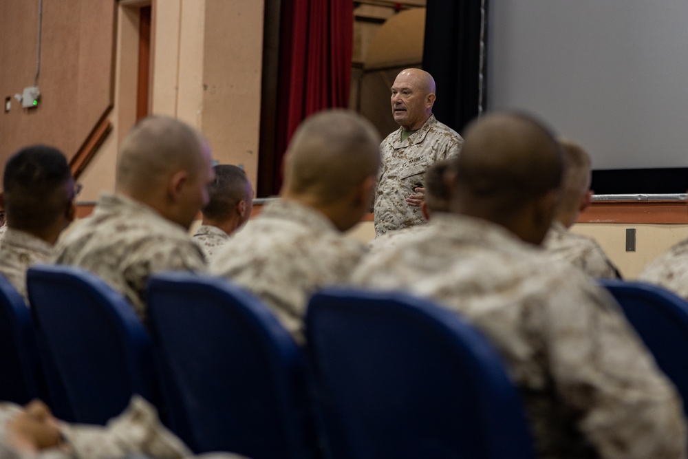 New, incoming Marines receive ‘Welcome Aboard’ brief.