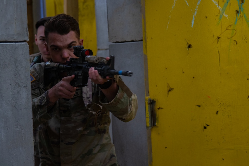 10th Mountain Division Receives Training from 3rd Special Forces Group (Airborne)