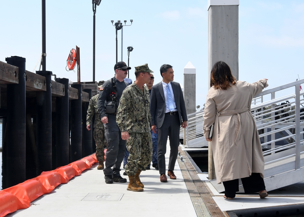 Amb. Tamaki Tsukada Visits Naval Special Warfare Command