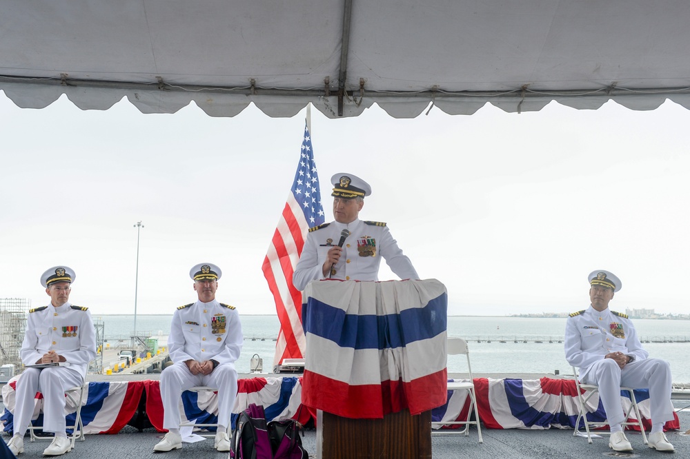 USS Canberra (LCS 30) Blue Crew Holds Change of Command Ceremony