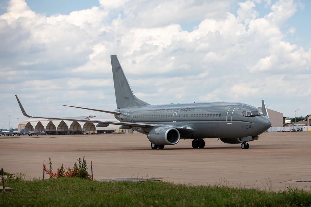 4th Marine Aircraft Wing C-40A Lands at Naval Air Station Joint Reserve Base Fort Worth