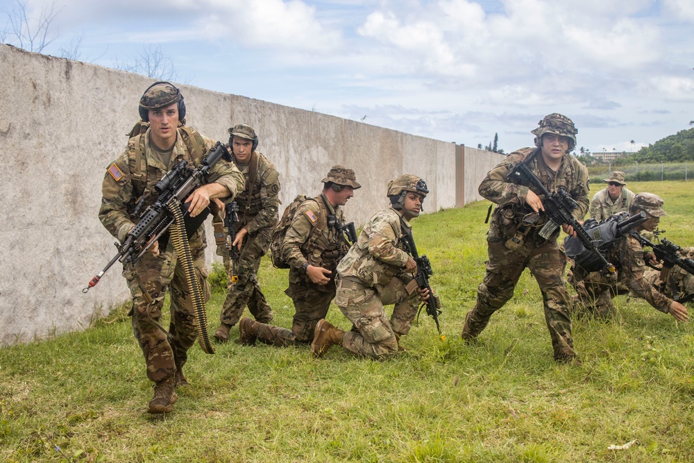 U.S. Soldiers Conduct Beach Insertion Training at MCBH