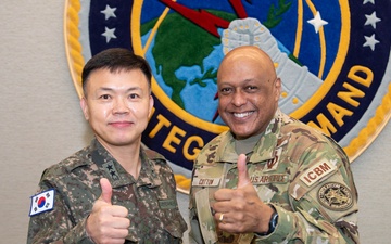 ROK CWMD Director Discusses U.S.- ROK Extended Deterrence Efforts During Visit to USSTRATCOM