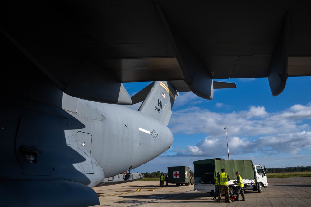 USAF, RAAF conduct aeromedical training during Global Dexterity