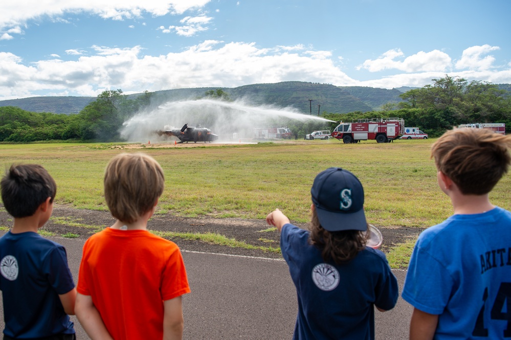 Pacific Missile Range Facility Fire Department Hosts Elementary School Students