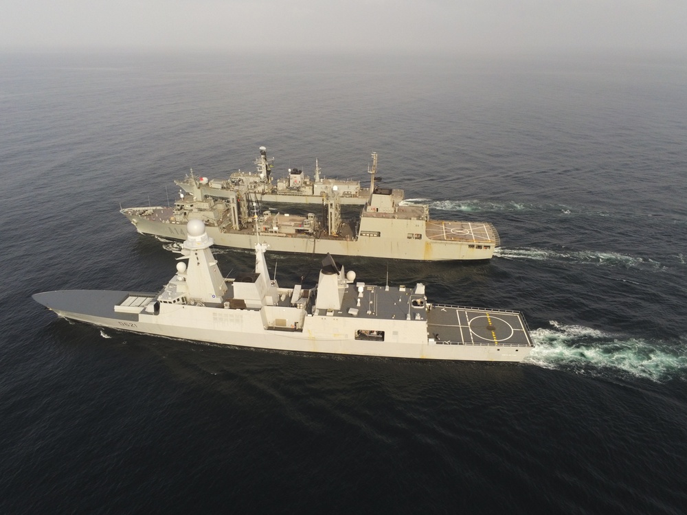 Allied ships conduct replenishment-at-sea during Formidable Shield 2023