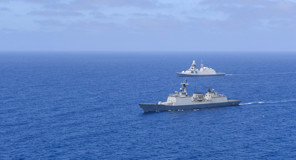 Ships Supporting Two Multinational Anti-Piracy Task Forces Train Together in Gulf of Aden