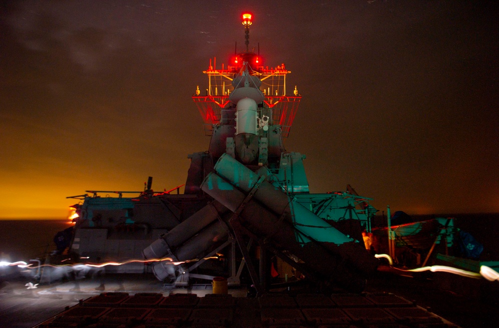 USS Paul Hamilton Night Flight Operations