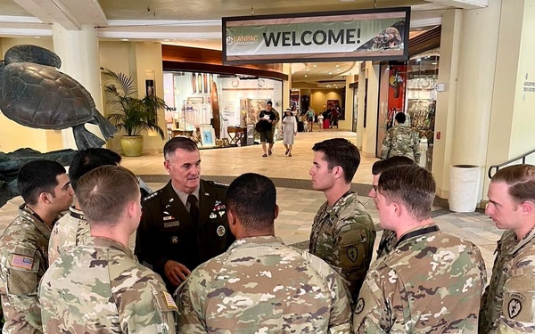 USARPAC CG meets with Soldiers during LANPAC 23