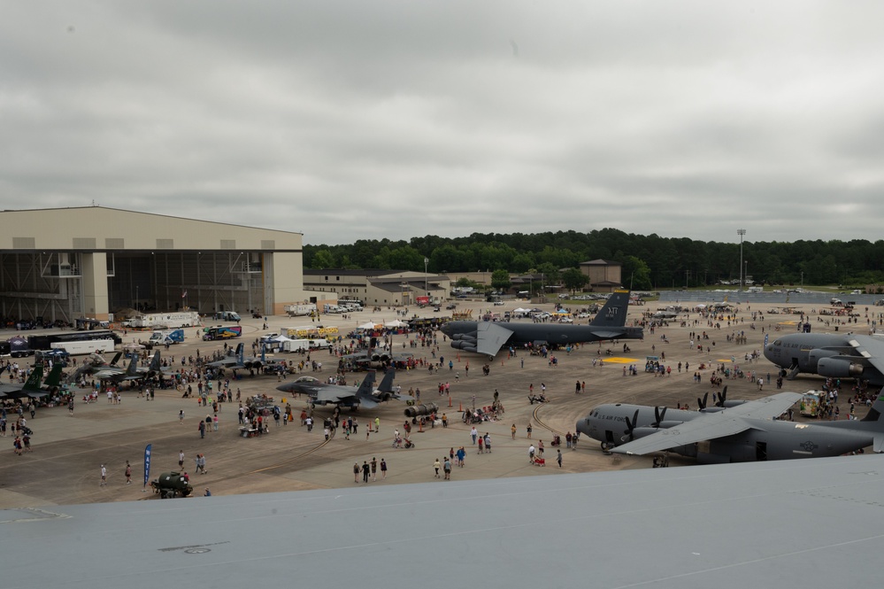 Aviation heritage connects military, community during WOW 2023