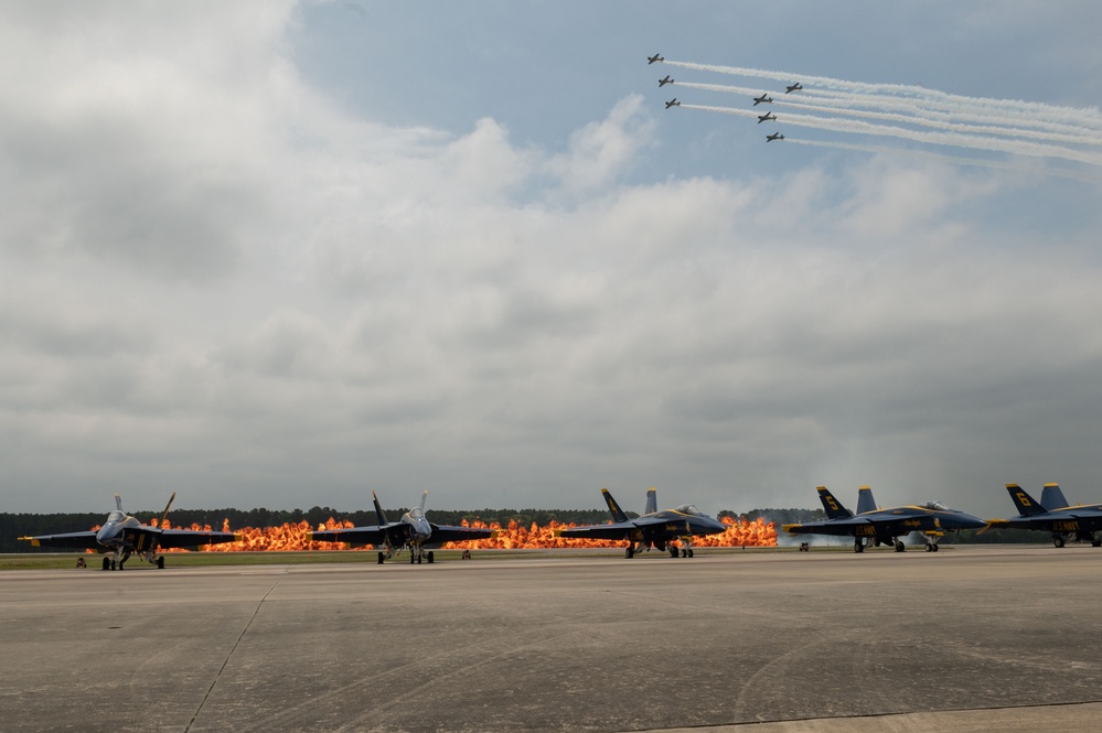 Aviation heritage connects military, community during WOW 2023