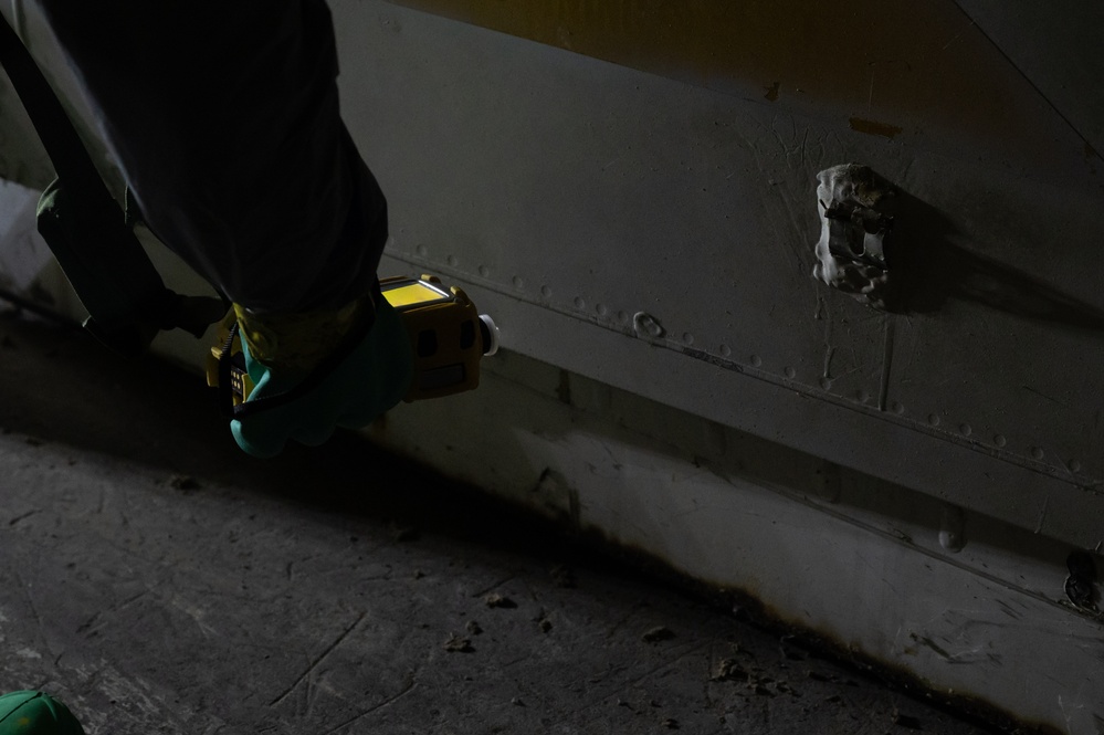 Pacific Airmen, Soldiers, Marines conduct joint CBRN training