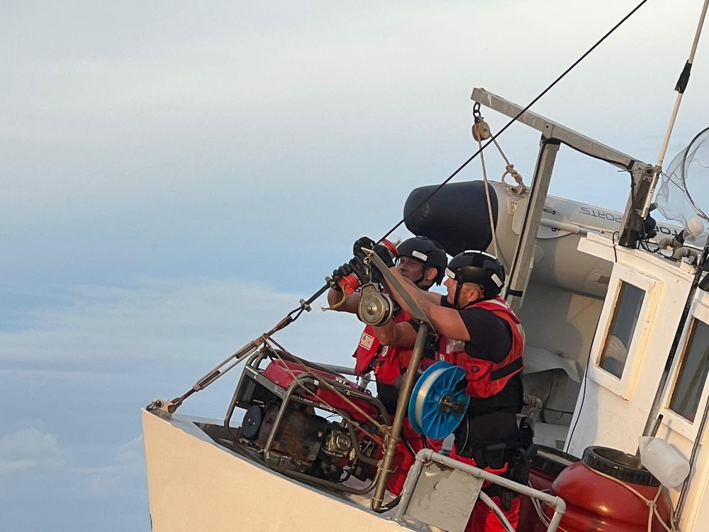 U.S. Coast Guard Cutter Joseph Gerczak assists disabled vessel, rescues mariner