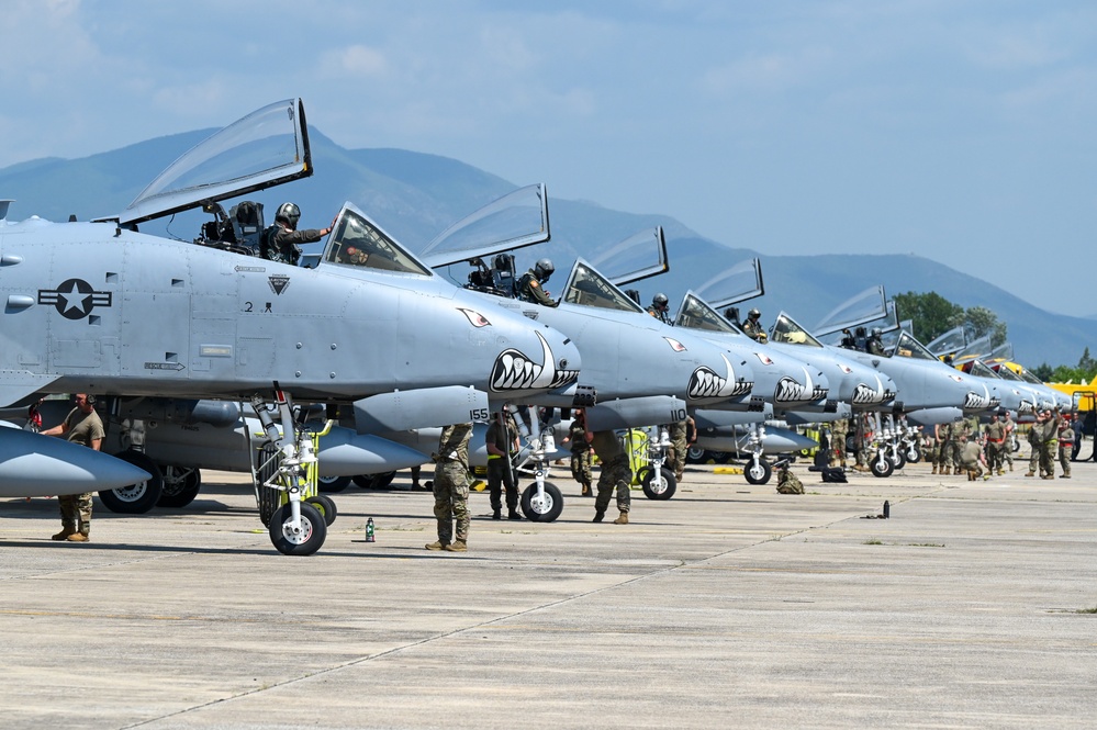 A-10s arrive at Thessaloniki Air Base from Zaragoza, Spain