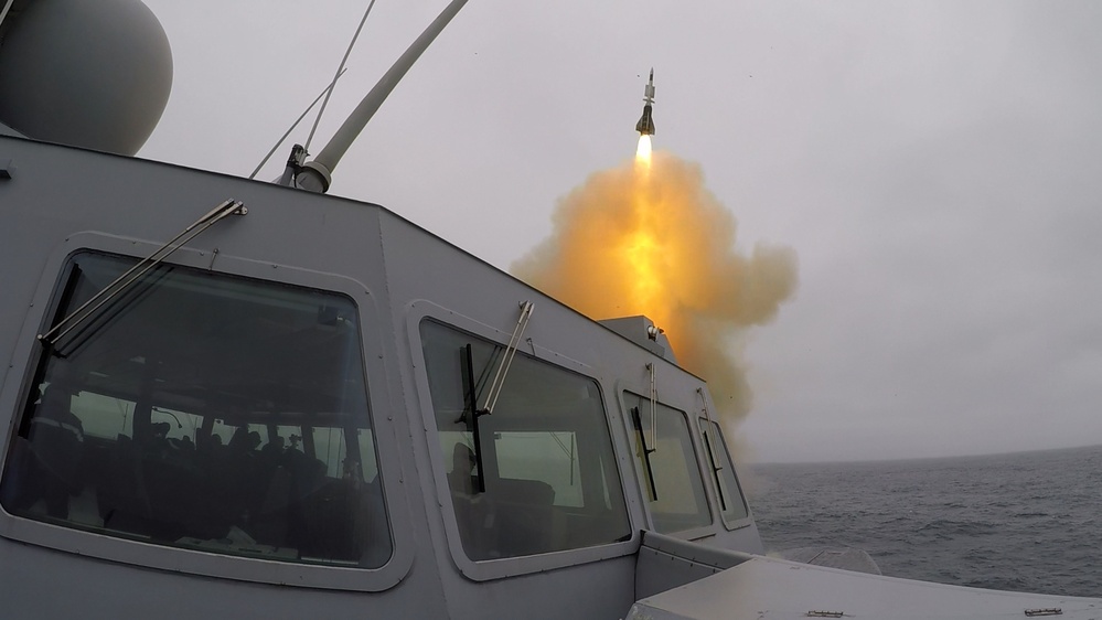 French Navy FREMM Bretagne Aster launch