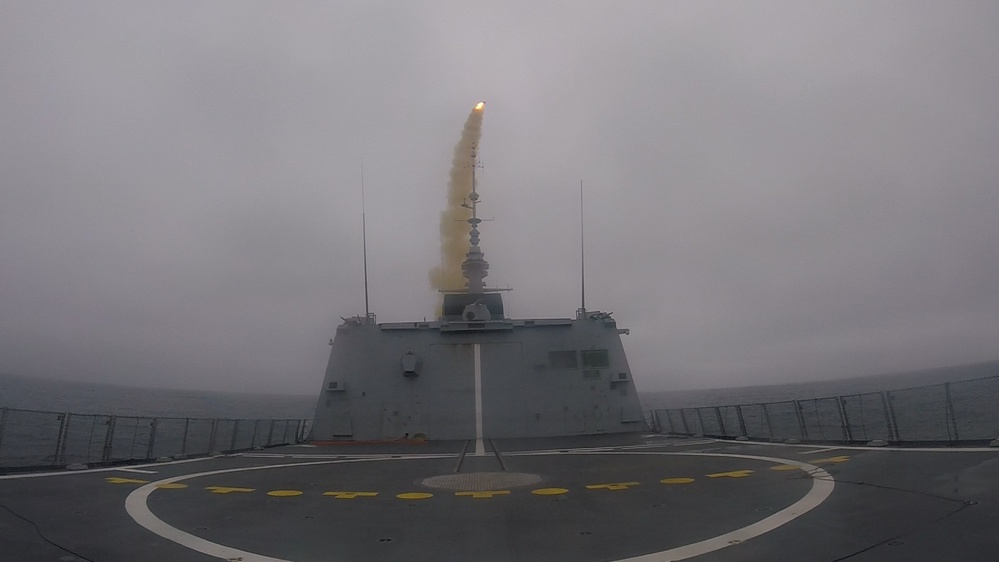 French Navy FREMM Bretagne Aster launch