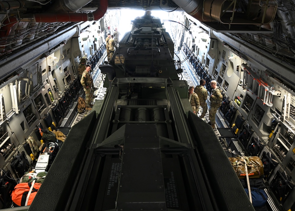 7 EAS transports HIMARS to Estonia