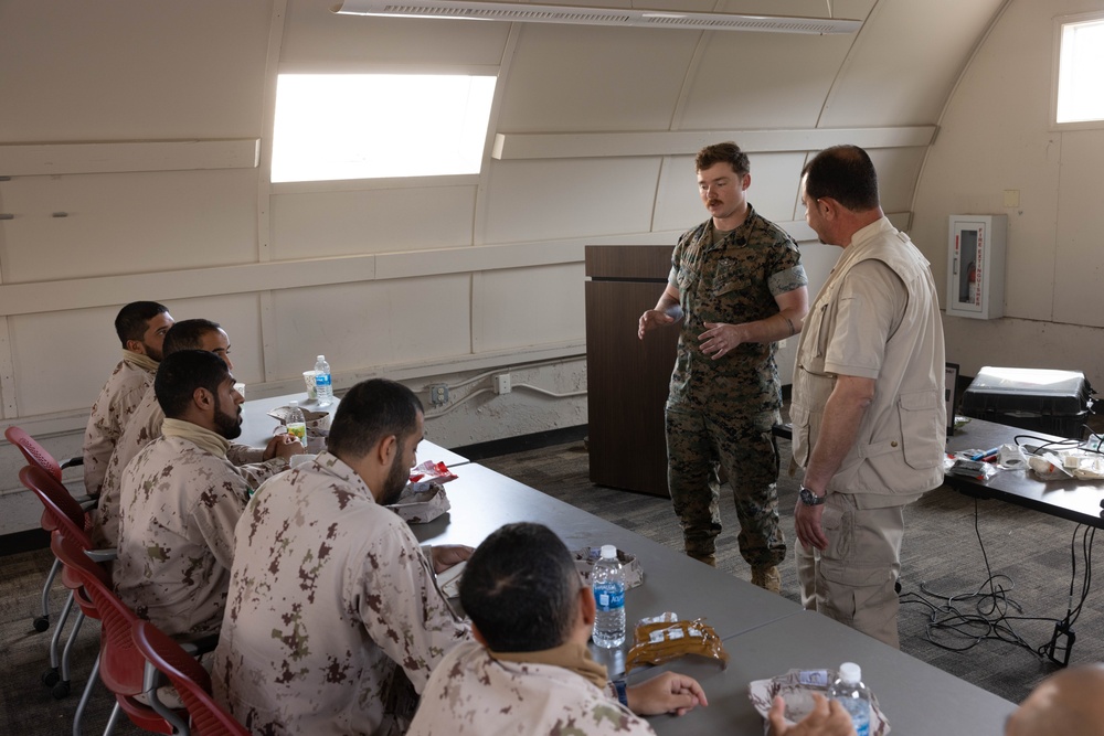 2nd Battalion, 5th Marines leads classes for members of UAE Presidential Guard