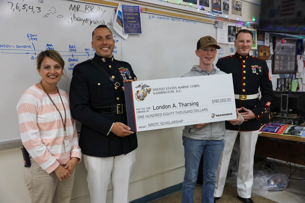 Sacramento Marines Present NROTC Scholarship