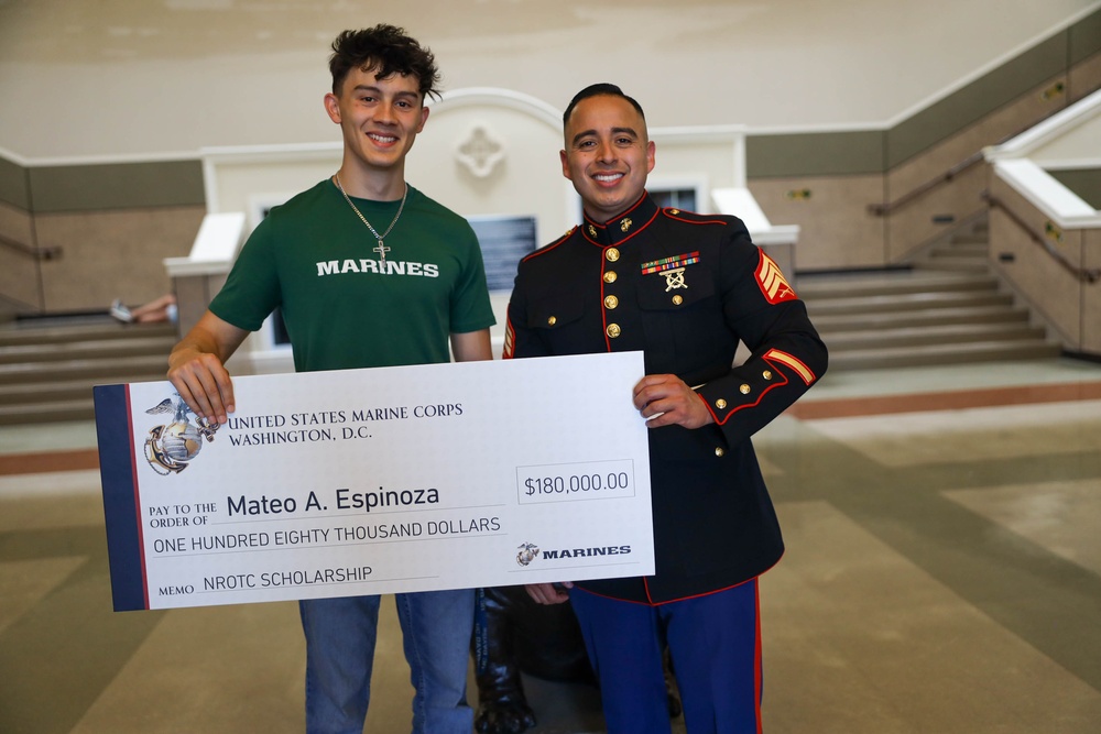 Sacramento Marines Present NROTC Scholarship