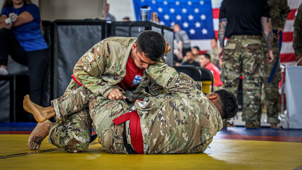 Paratroopers Participate In Combatives Tournament