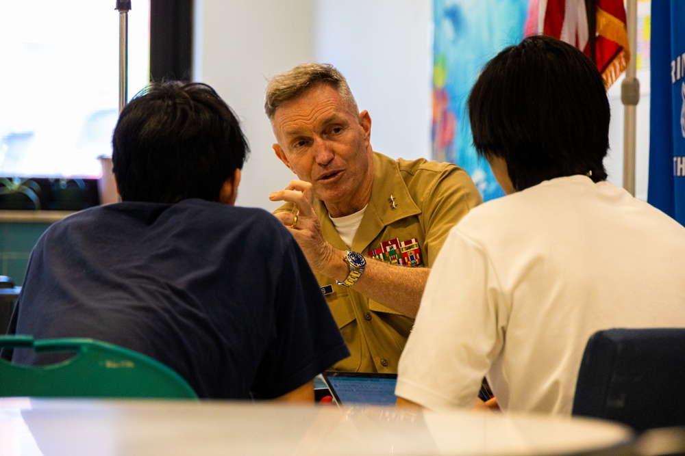 Head of Marine recruiting visits Princeton High School