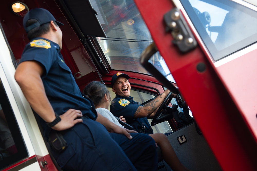 Pacific Missile Range Facility Fire Department Hosts Elementary School Students