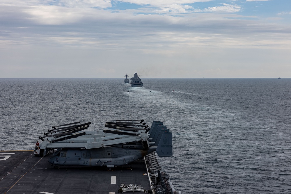 26th MEU Conducts Simulated Strait Transit