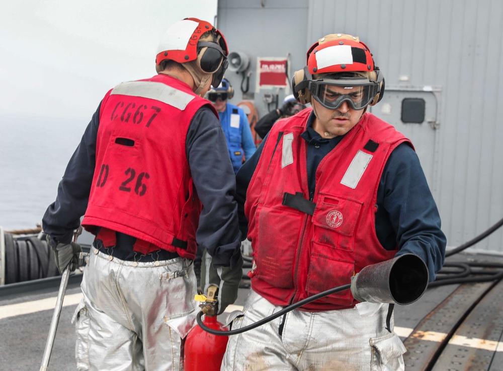 USS Shiloh Conducts Crash and Salvage Drill