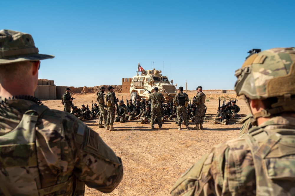 Syrian Free Army conducts individual weapon qualifications