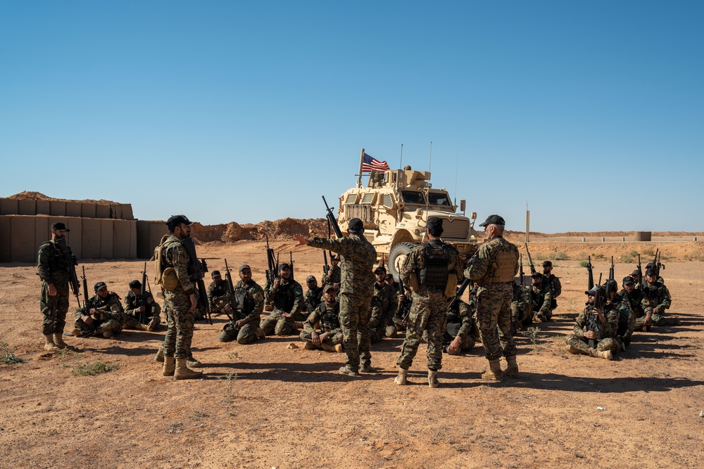 Syrian Free Army conducts individual weapon qualifications