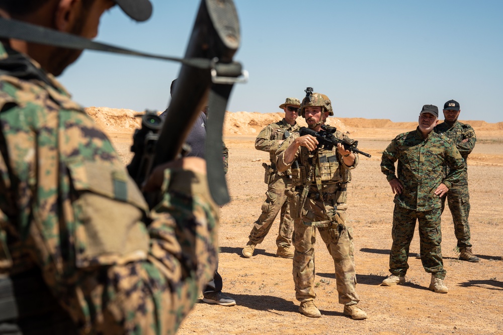 Syrian Free Army conducts individual weapon qualifications