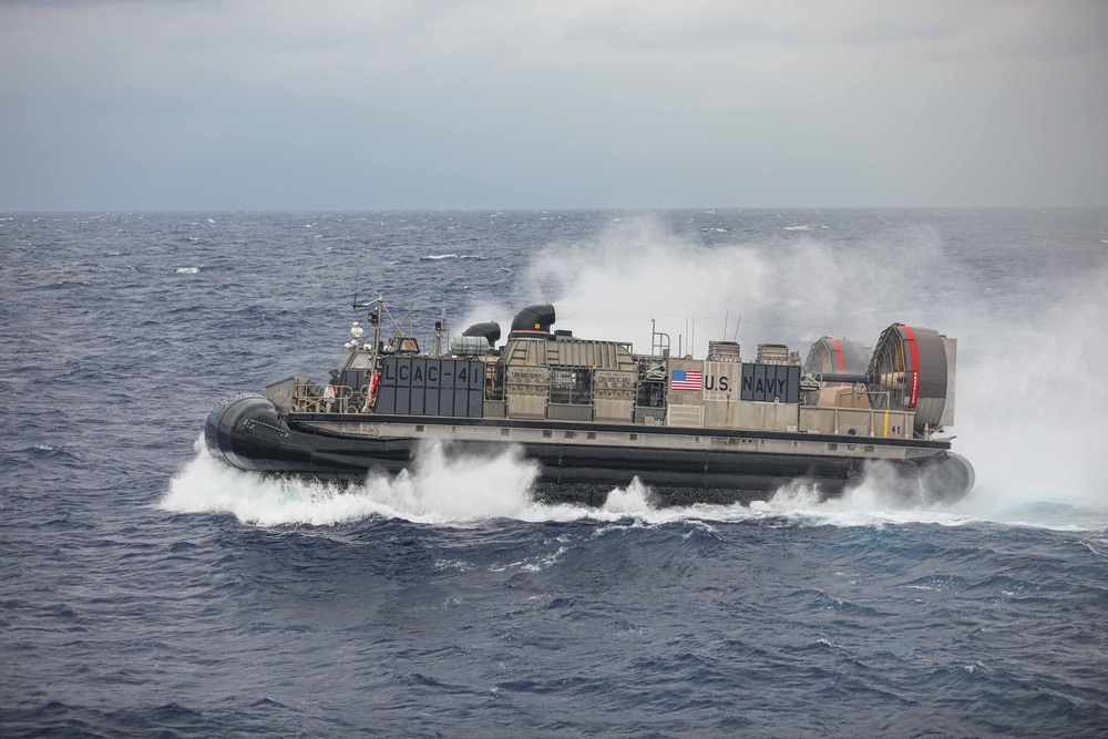 USS Carter Hall Conducts LCAC Operations During COMPTUEX