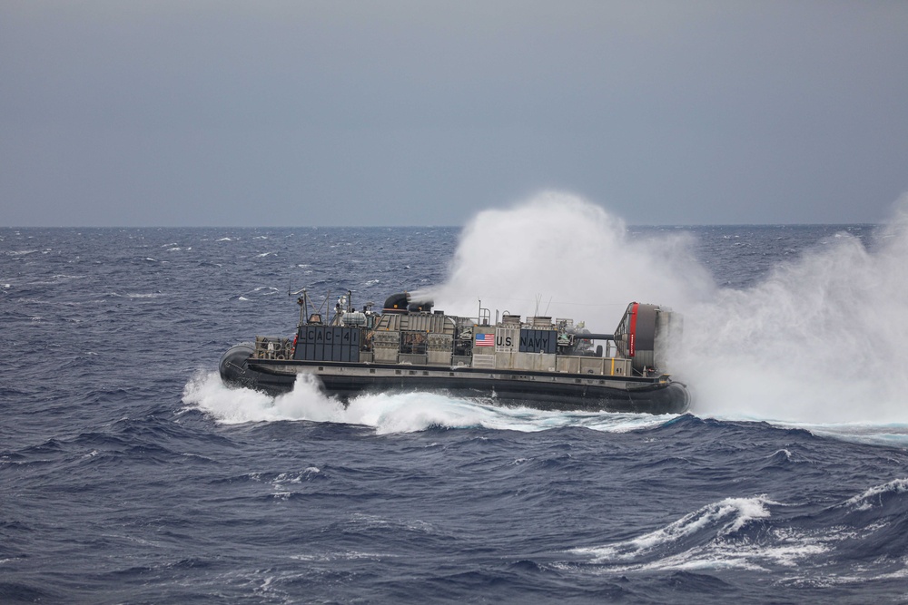 USS Carter Hall Conducts LCAC Operations During COMPTUEX