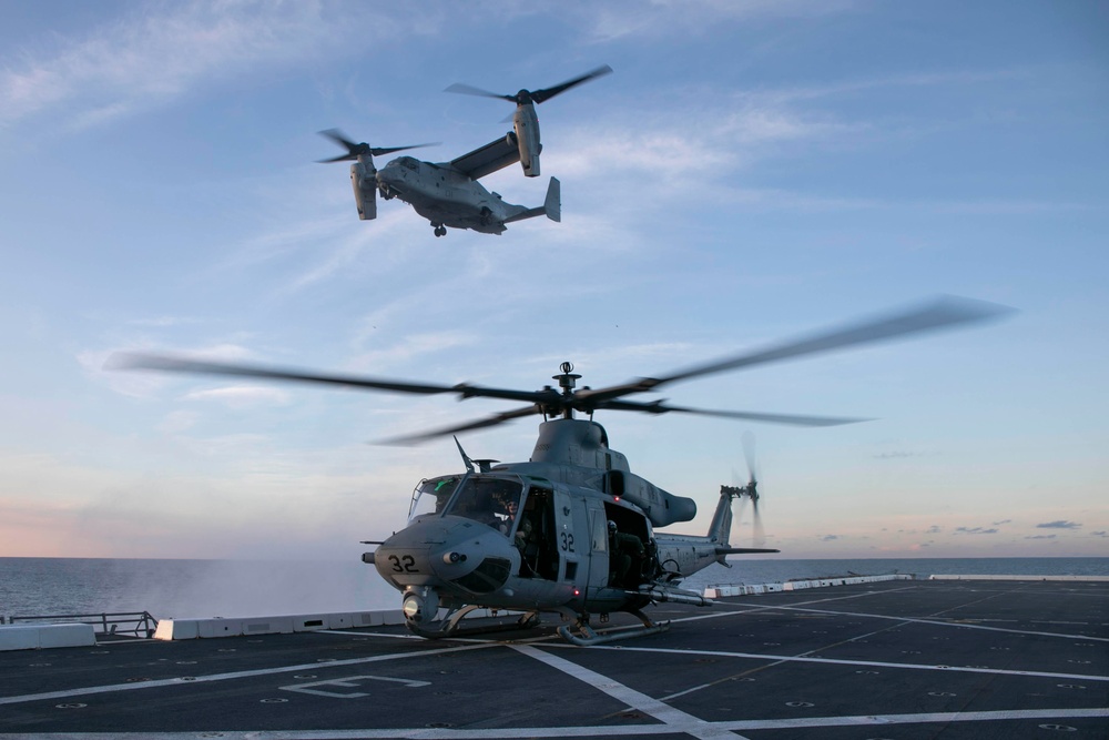 USS Mesa Verde Conducts Flight Ops During COMPTUEX