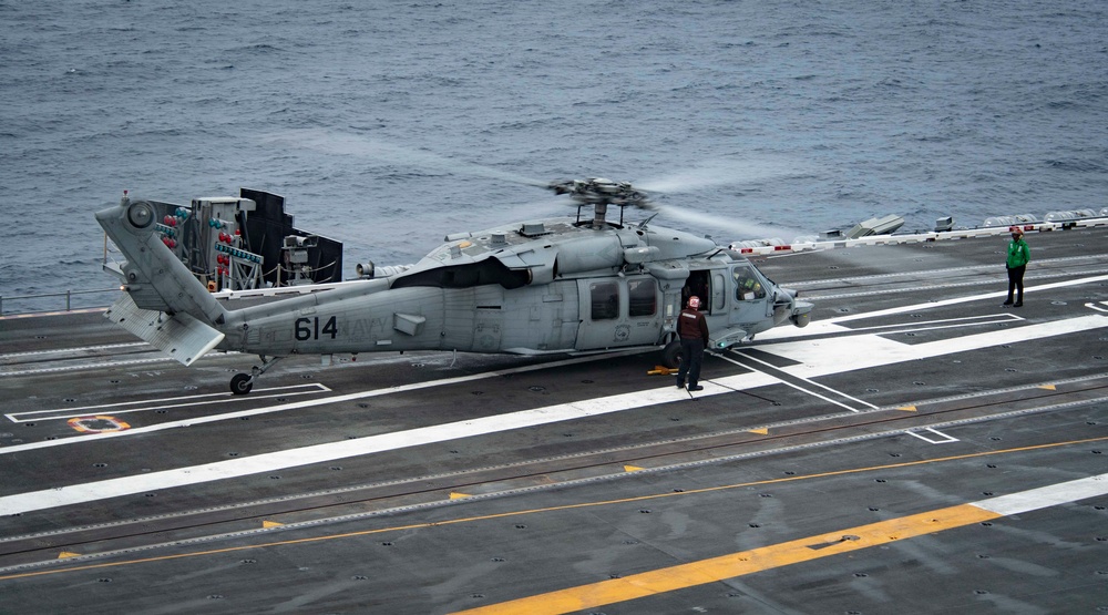 USS Ronald Reagan (CVN 76) conducts flight operations