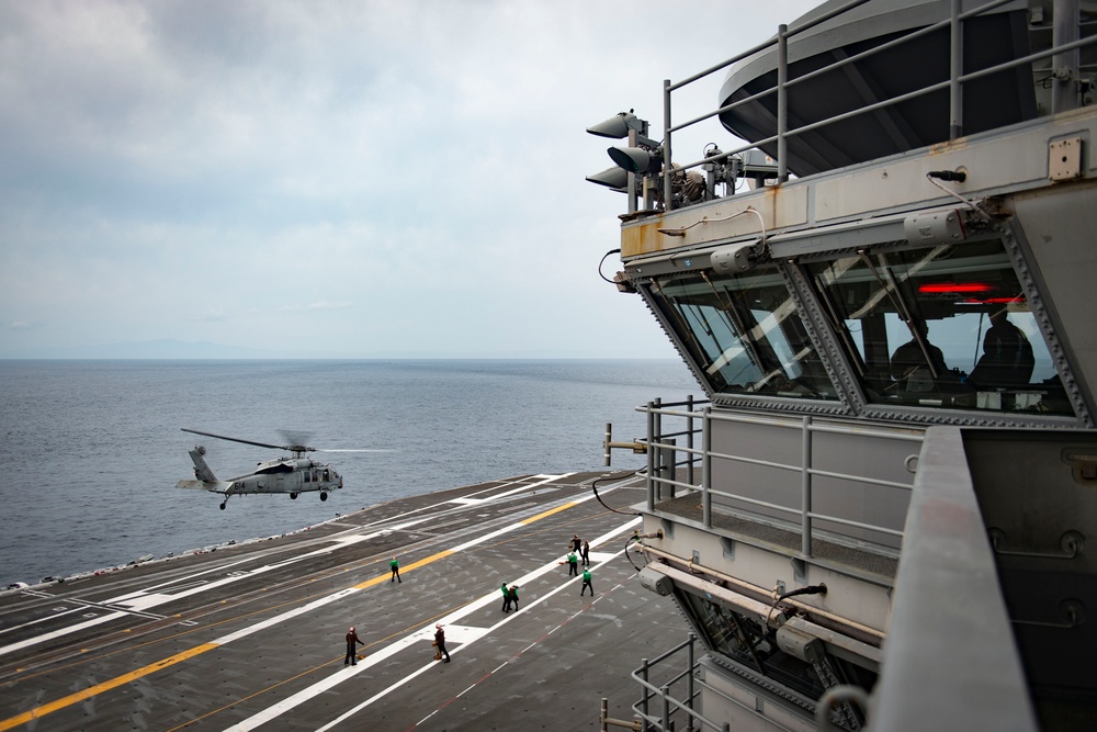 USS Ronald Reagan (CVN 76) conducts flight operations