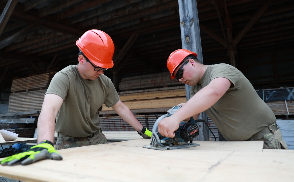 Transatlantic Castle: Carpentry
